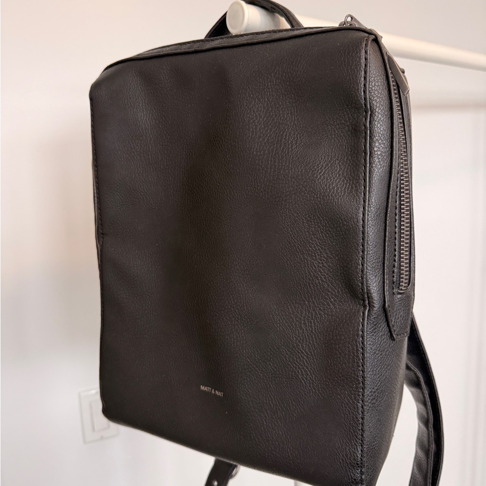 Matt & Nat Black Leather Backpack